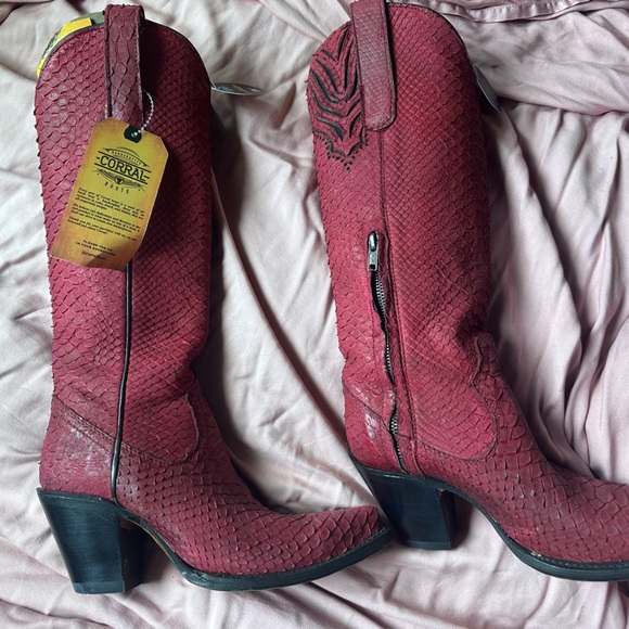 Corral Tall Red Python Cowboy Boots - Picture 2 of 3